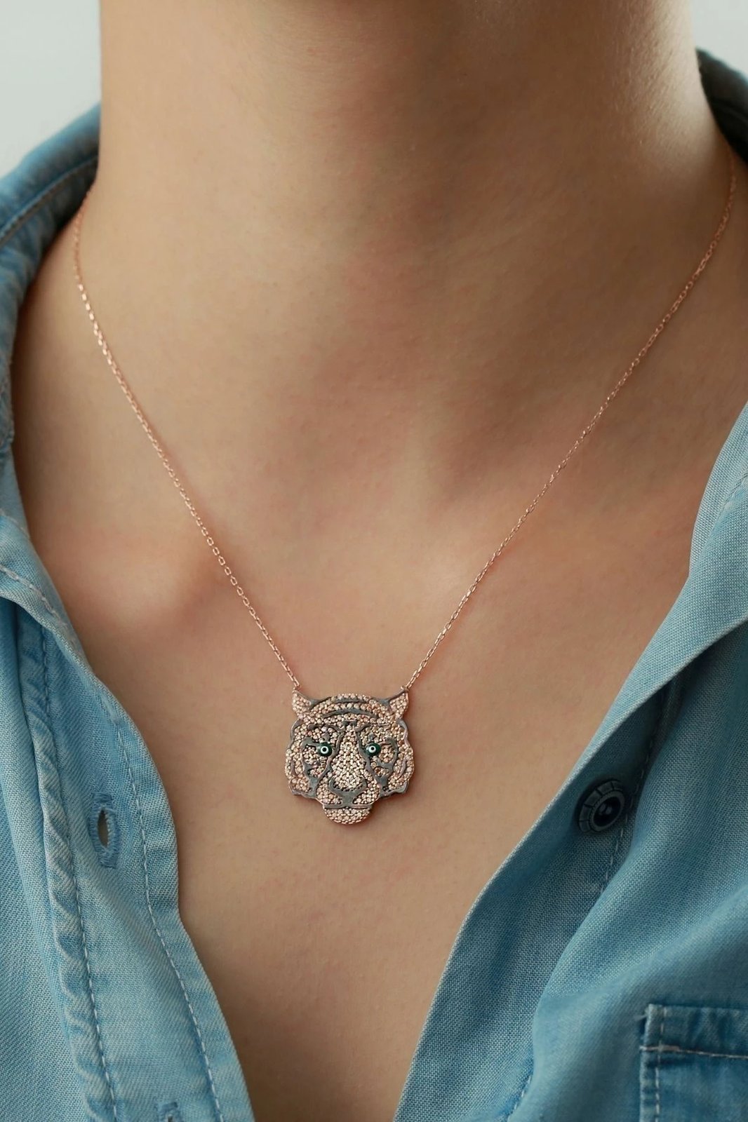 Varëse argjendi Jumeon, 689147