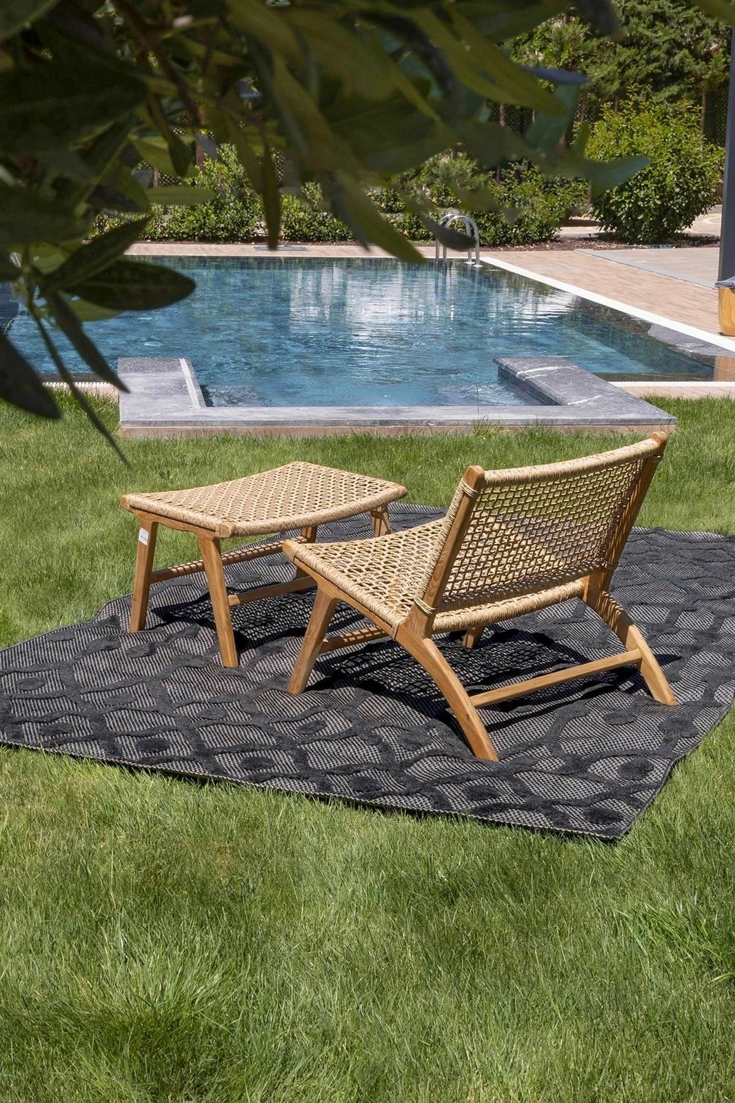 Qilim (120x180) Conceptum Hypnose, 58388A, ngjyrë e zezë