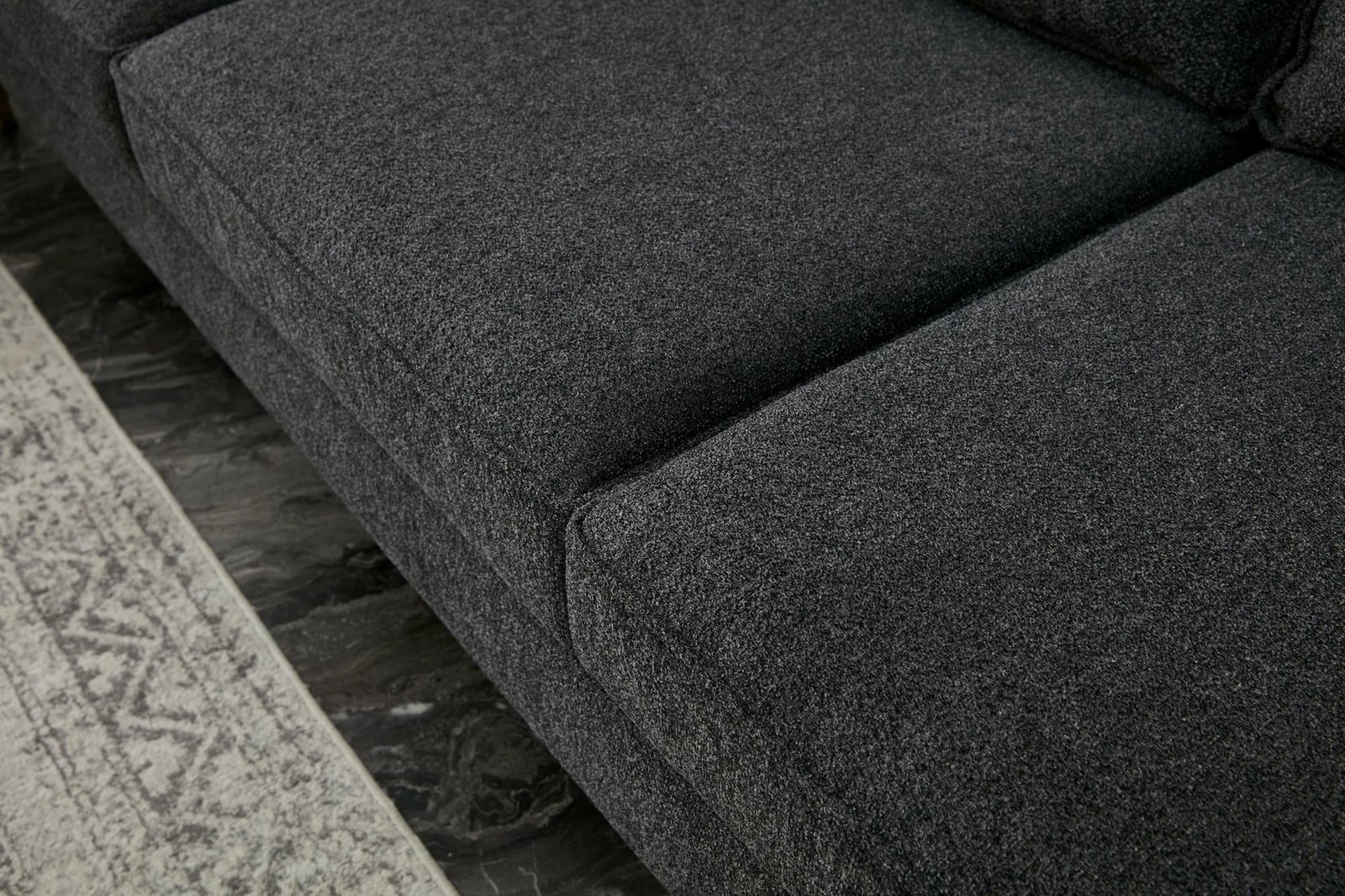 Divan treshe Atelier del Sofa, Berlin, antracit, i zi