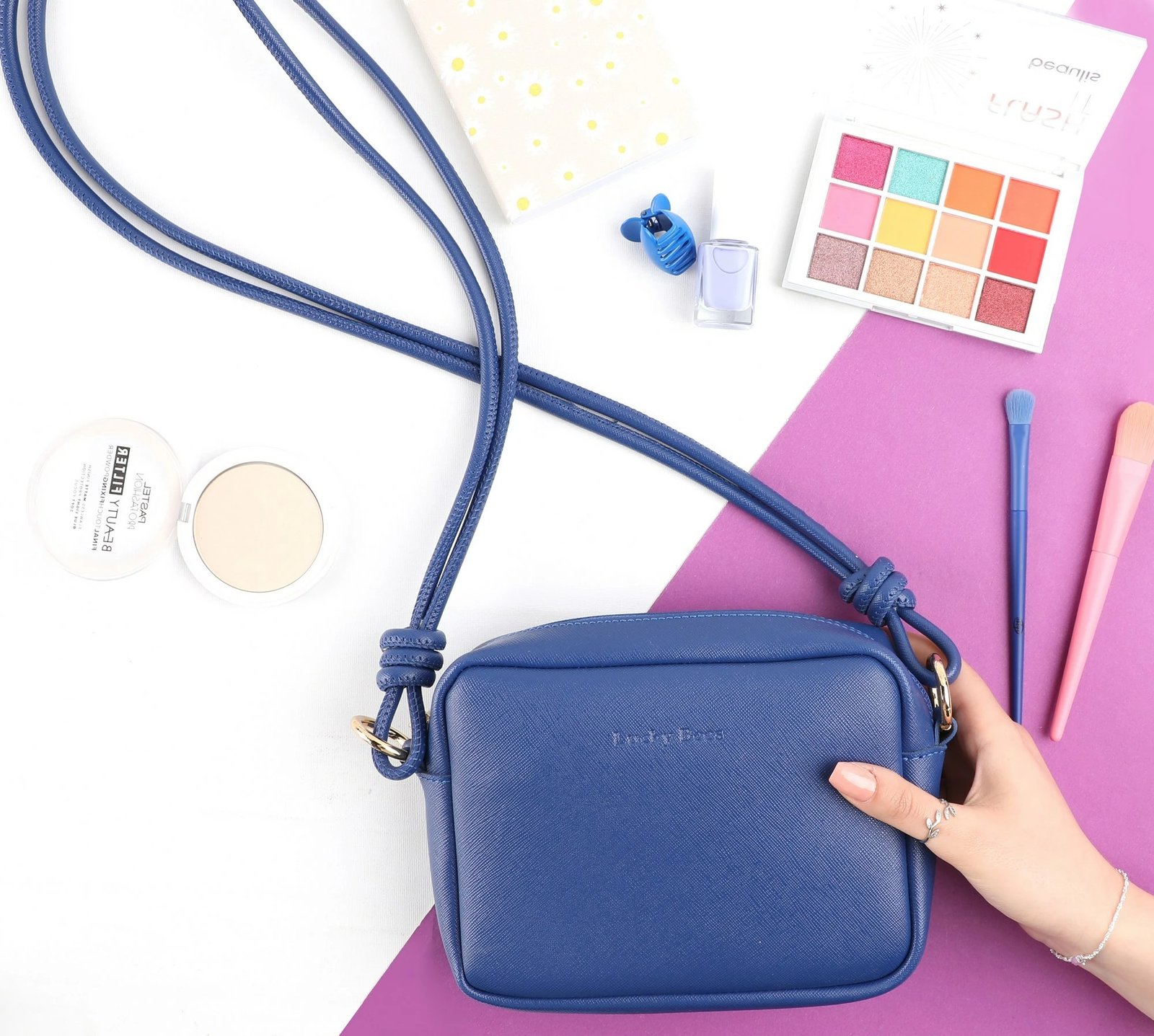 Çantë crossbody ngjyrë sax blue Lucky Bees, 1269 Reg