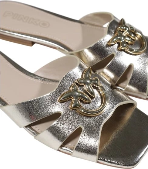 Papuqe femra Pinko, të arta