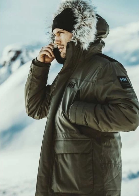Kapelë Helly Hansen, e zezë