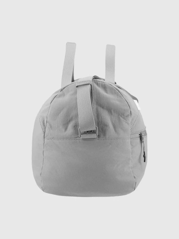 Çantë sportive 4F, e zezë