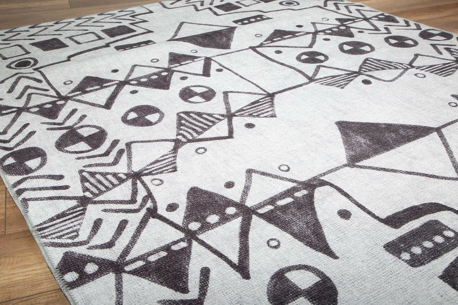 Qilim Conceptum Hypnose, Ada Gönül Chenille, i bardhë, 210x310cm