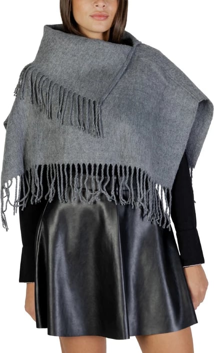 Shallë Only femra gri