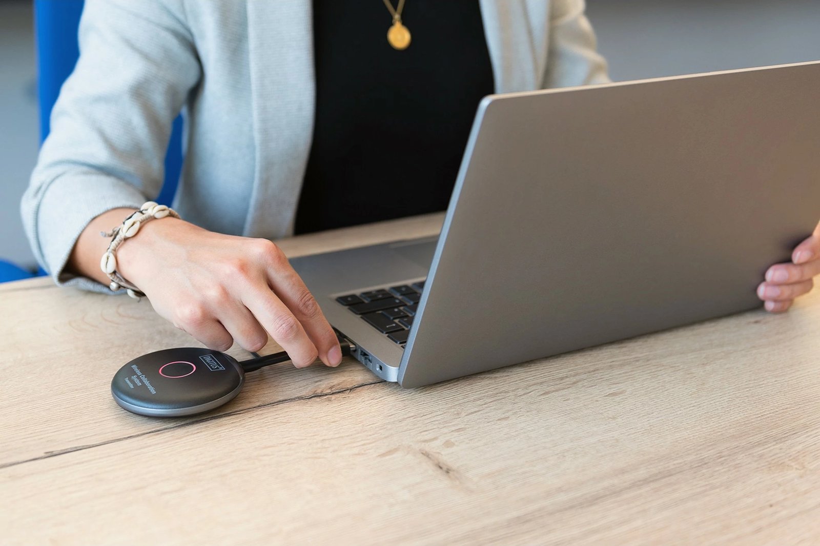 Transmetues HDMI pa tela Digitus DS-55317, 1920x1080, 50m, Wi-Fi, zi/gri