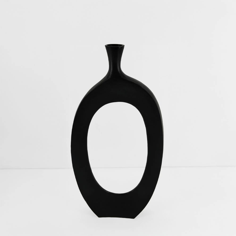 Vazo abstrakte, alumin, e zezë, 28x5x61cm