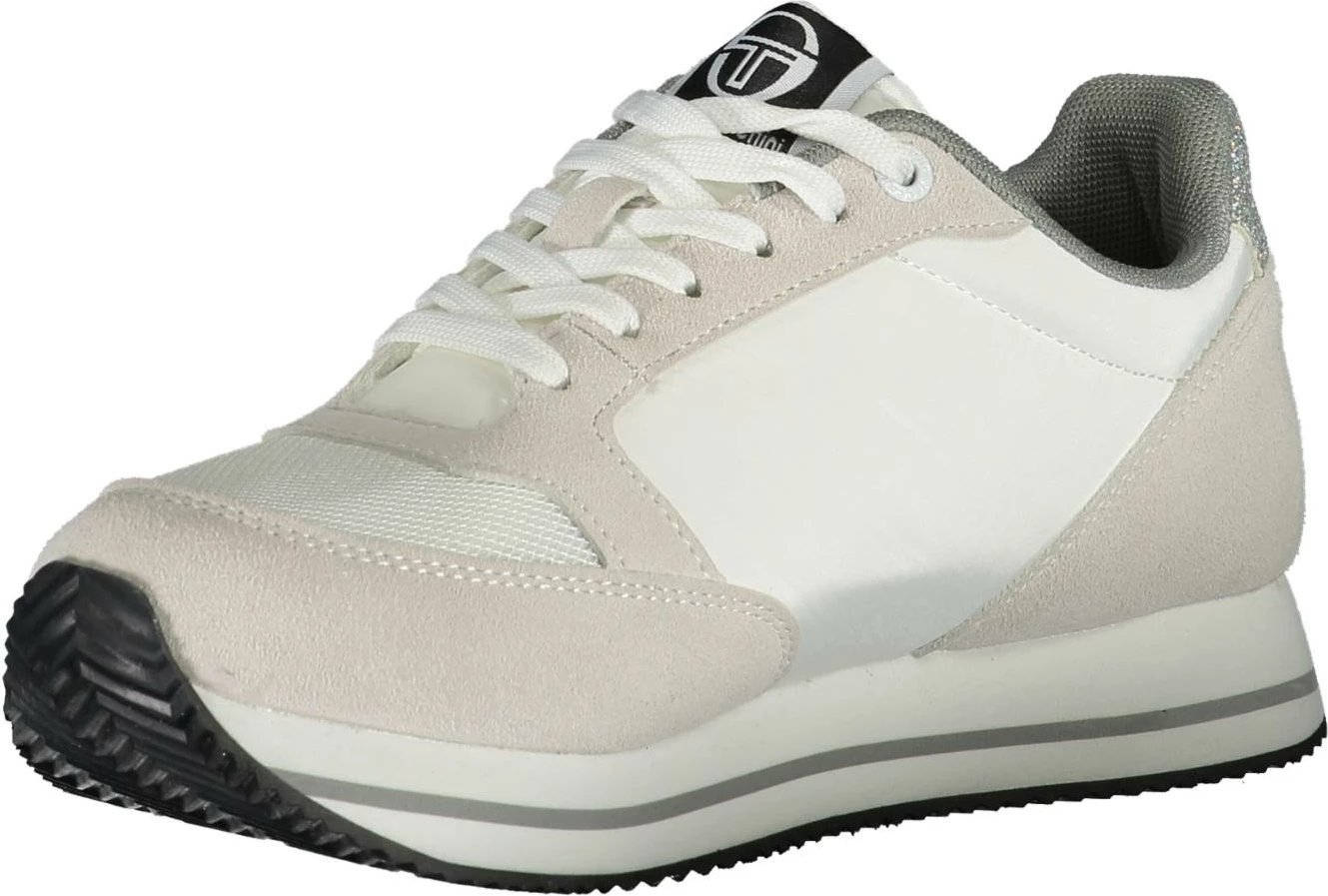 Atlete për femra Sergio Tacchini, të bardha