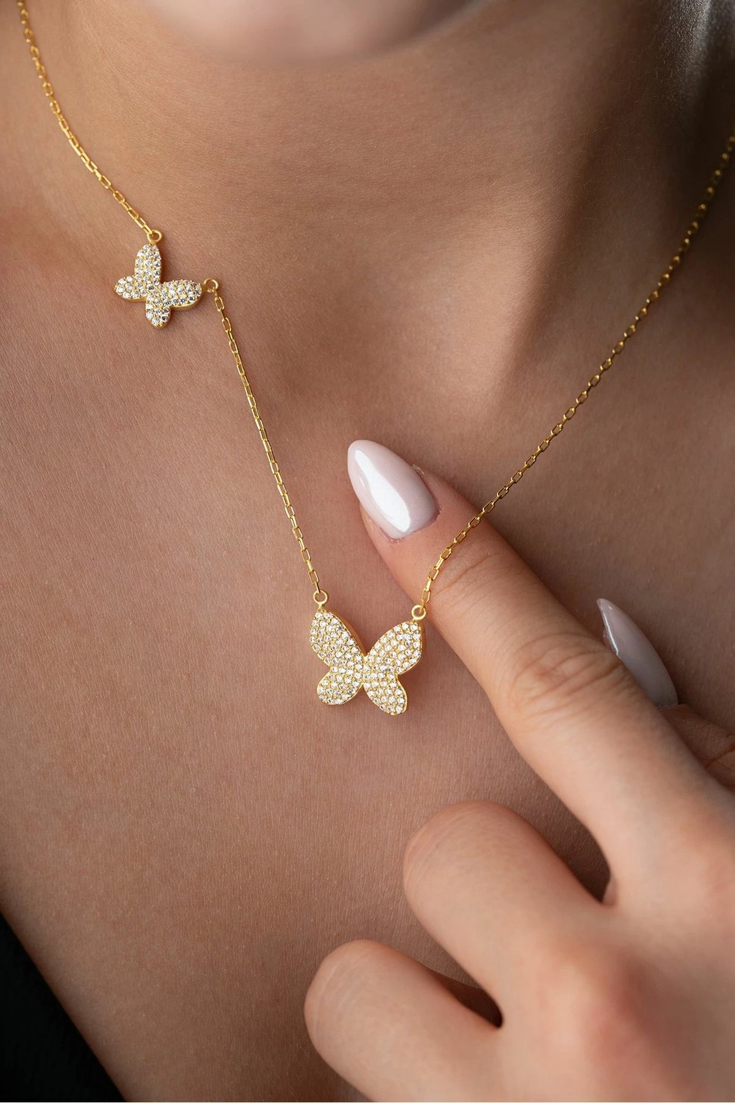 Varëse argjendi e artë me flutura, Jumeon, SLVN000021