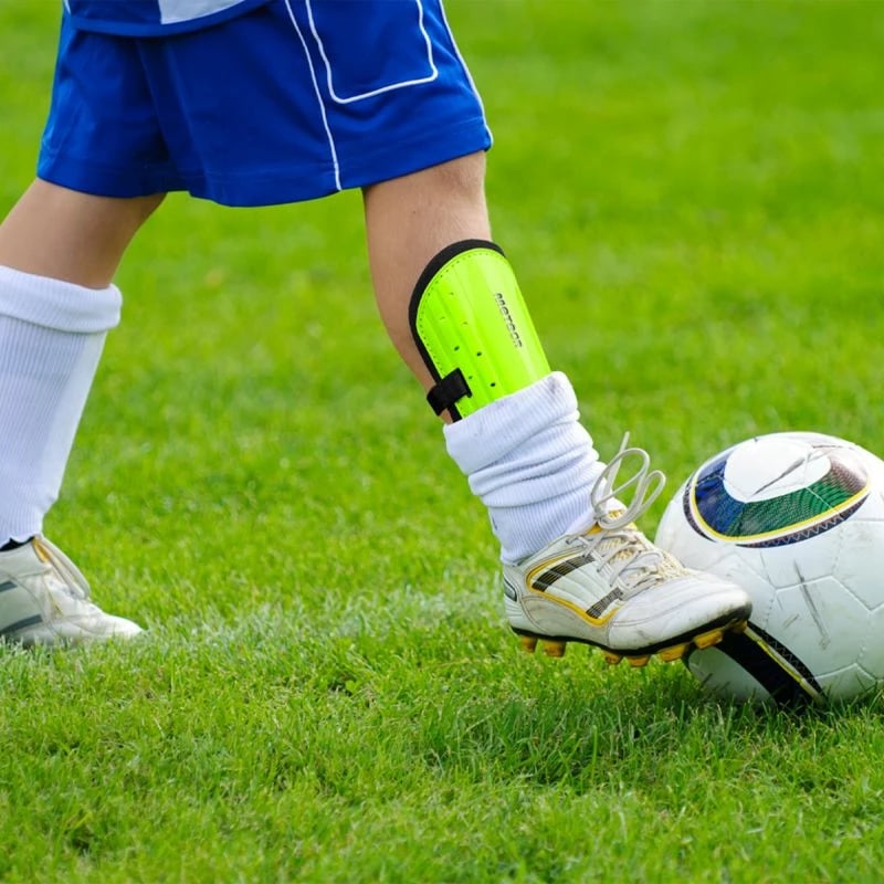 Mbrojtëse kërcinjsh për futboll Meteor, të bardha