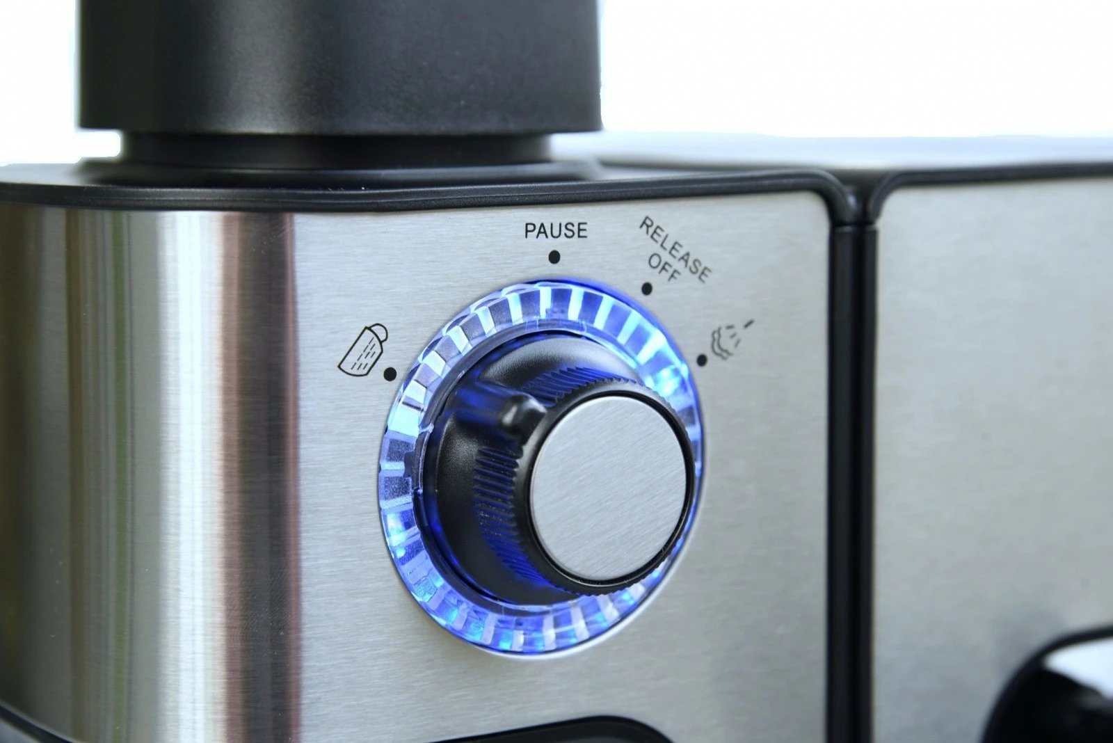 Aparat kafeje presion, Feel-Maestro MR-411, 800W, 3.5 bar, rezervuar 240 ml, shkumëzues qumështi, ngrohës filxhanësh, zi/argjendtë