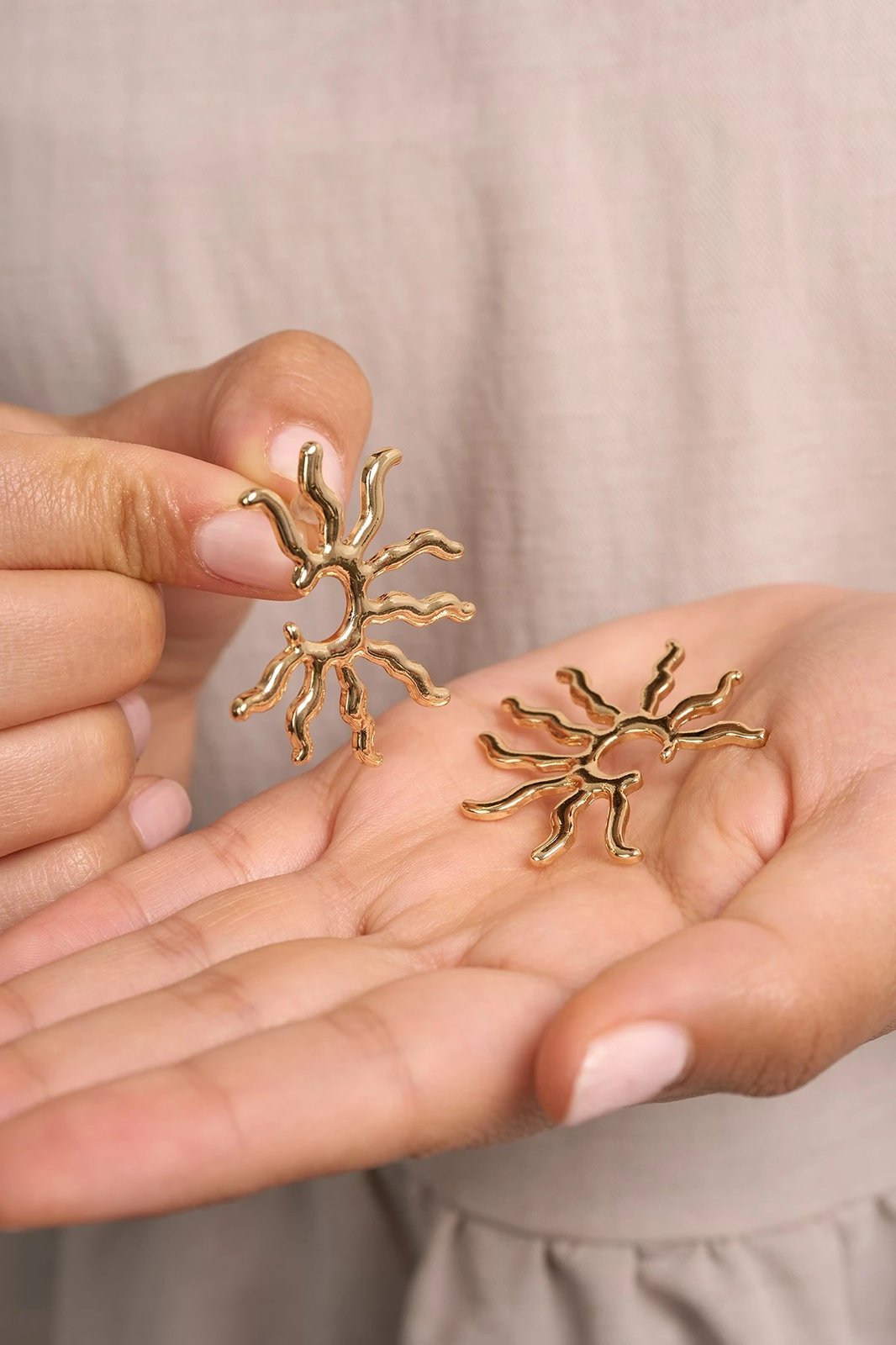 Vathë metalik Elika, ngjyrë ari, ELKGC68347