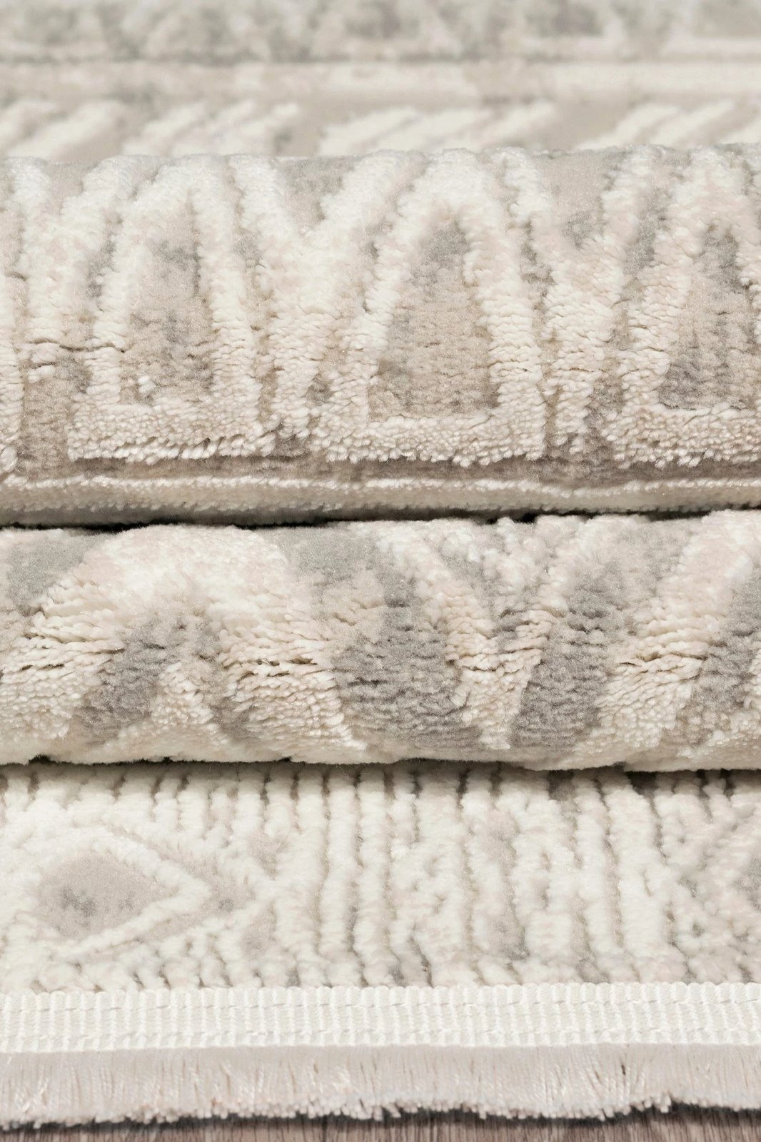 Qilim korridori, ngjyrë bezhë, Conceptum Hypnose Leo 2970, 120x300cm Qilim korridori, ngjyrë bezhë, Conceptum Hypnose Leo 2970, 120x300cm