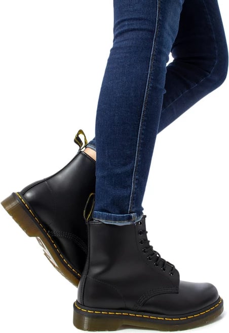 Çizme për femra Dr. Martens, të zeza