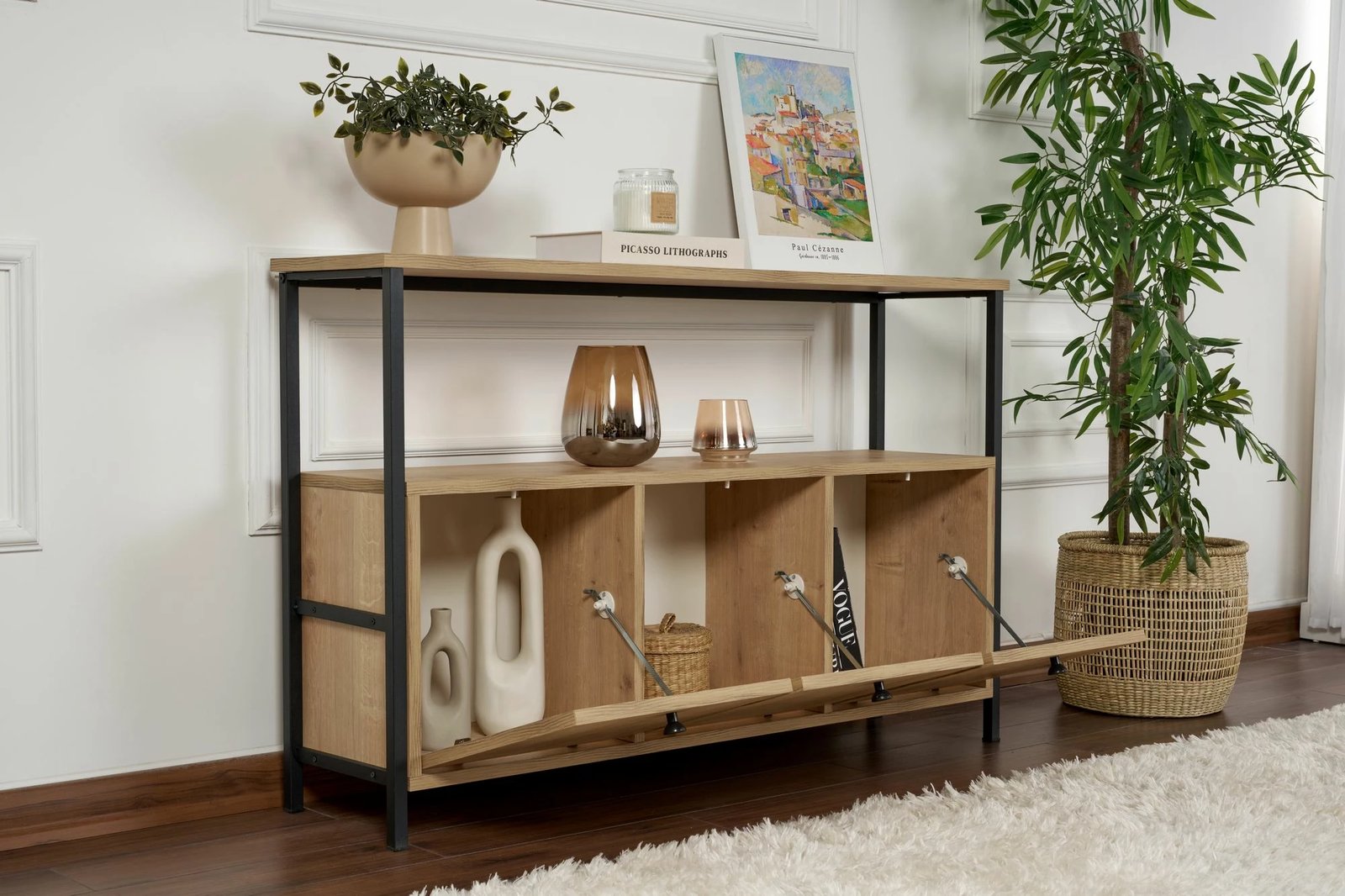 Konsol Nordure, Solace, ngjyrë lisi, e zezë