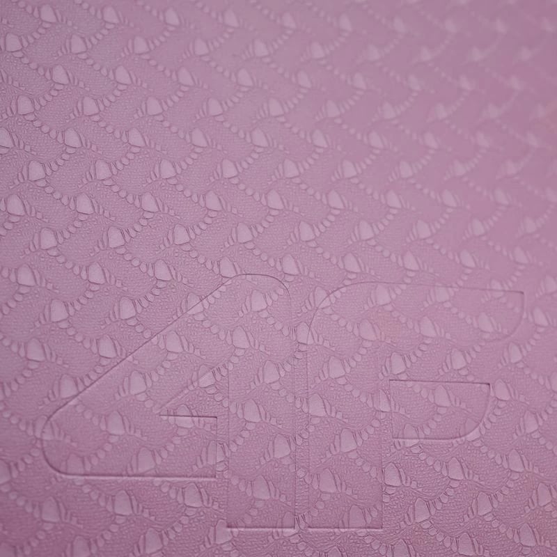 Tapet ushtrimesh 4f, vjollcë