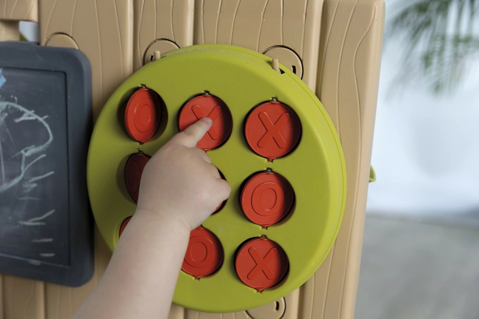 Mur aktivitetesh Smoby Activity Wall, plastikë, shumëngjyrësh, për fëmijë 2+