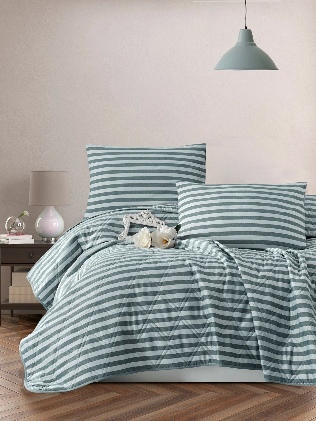 Jorgan dopio L'essentiel, saten Water Yollu, ngjyrë e gjelbër Jorgan dopio L'essentiel, saten Water Yollu, ngjyrë e gjelbër