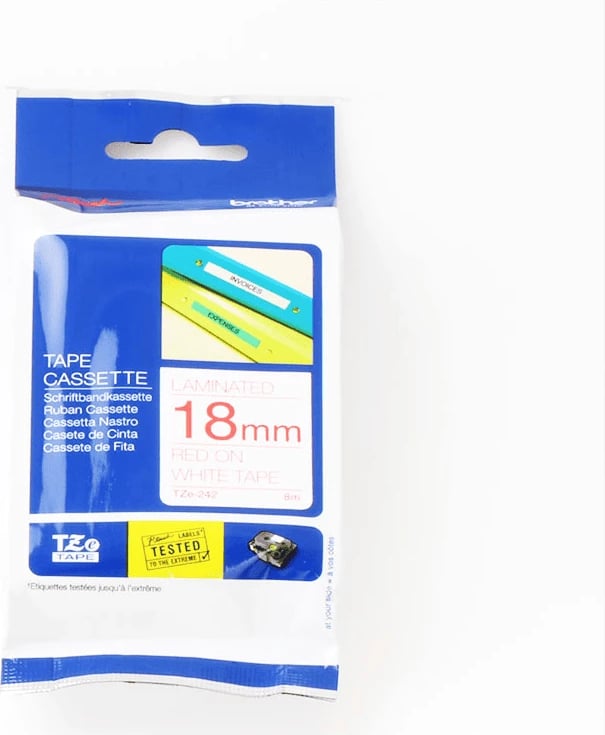Shirit etiketues Brother TZE-242 18mm i laminuar, e kuqe mbi të bardhë