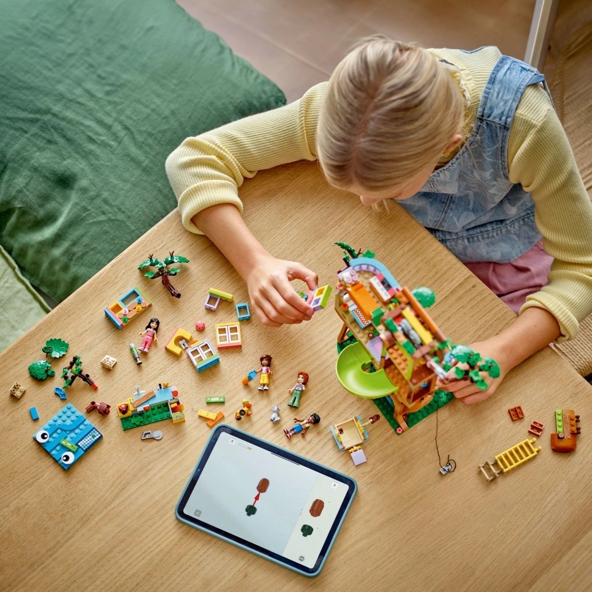 Set LEGO Friends 42652, Shtëpi në pemë, 701 pjesë, për fëmijë, shumëngjyrëshe