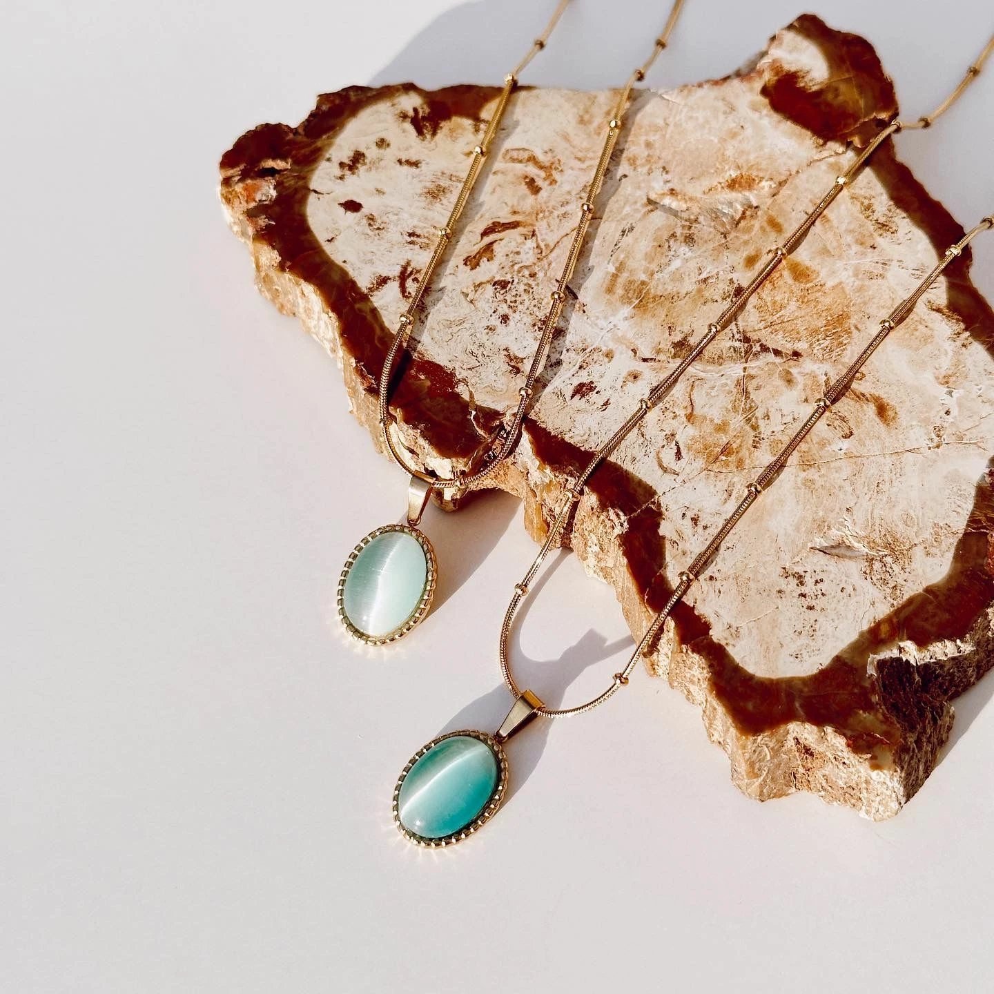 Varëse çeliku, ngjyrë ari e tyrkuze, Jumeon, Benixs