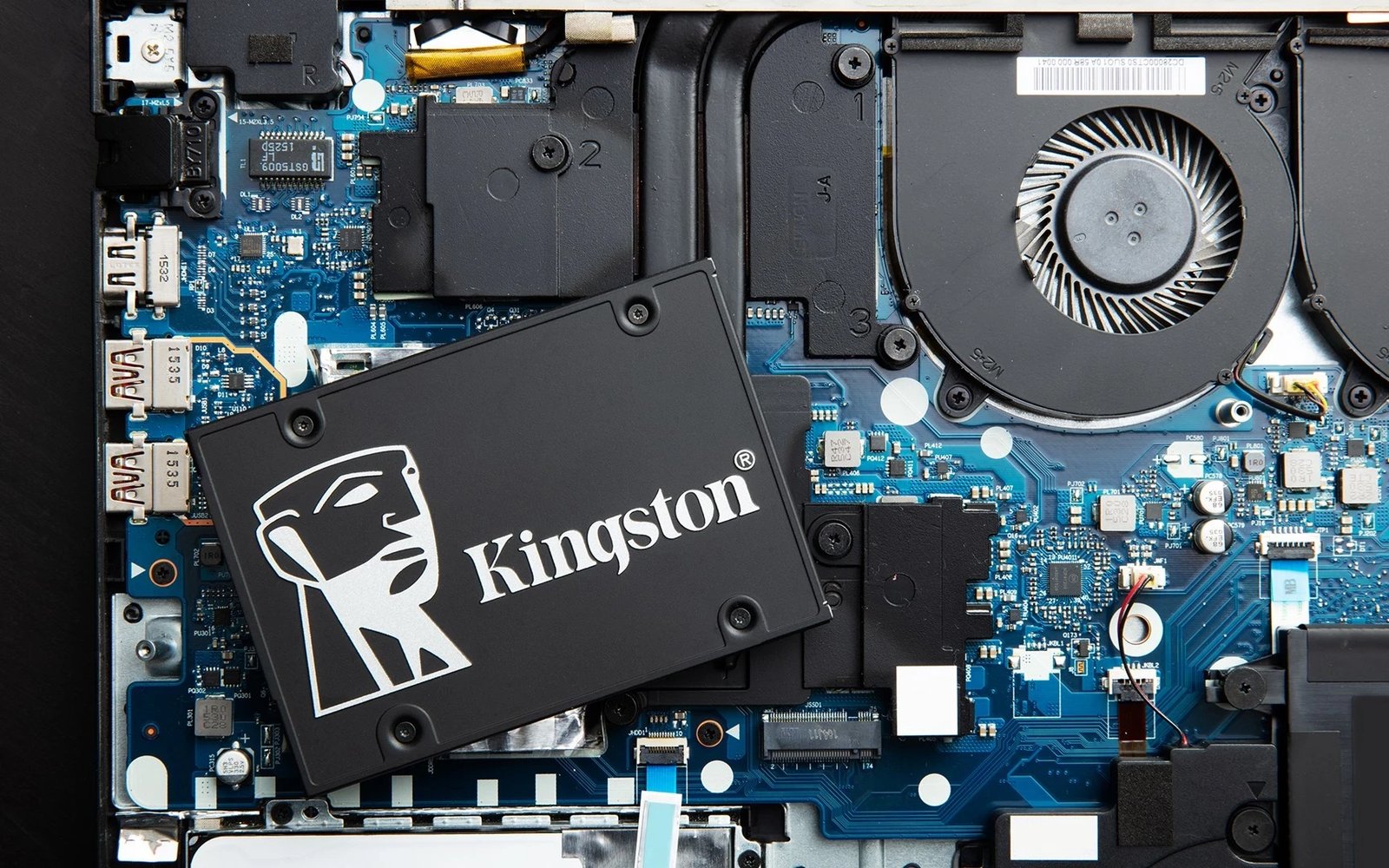 Disk SSD Kingston KC600, 2.5", Serial ATA III, 3D TLC, 512GB, e zezë