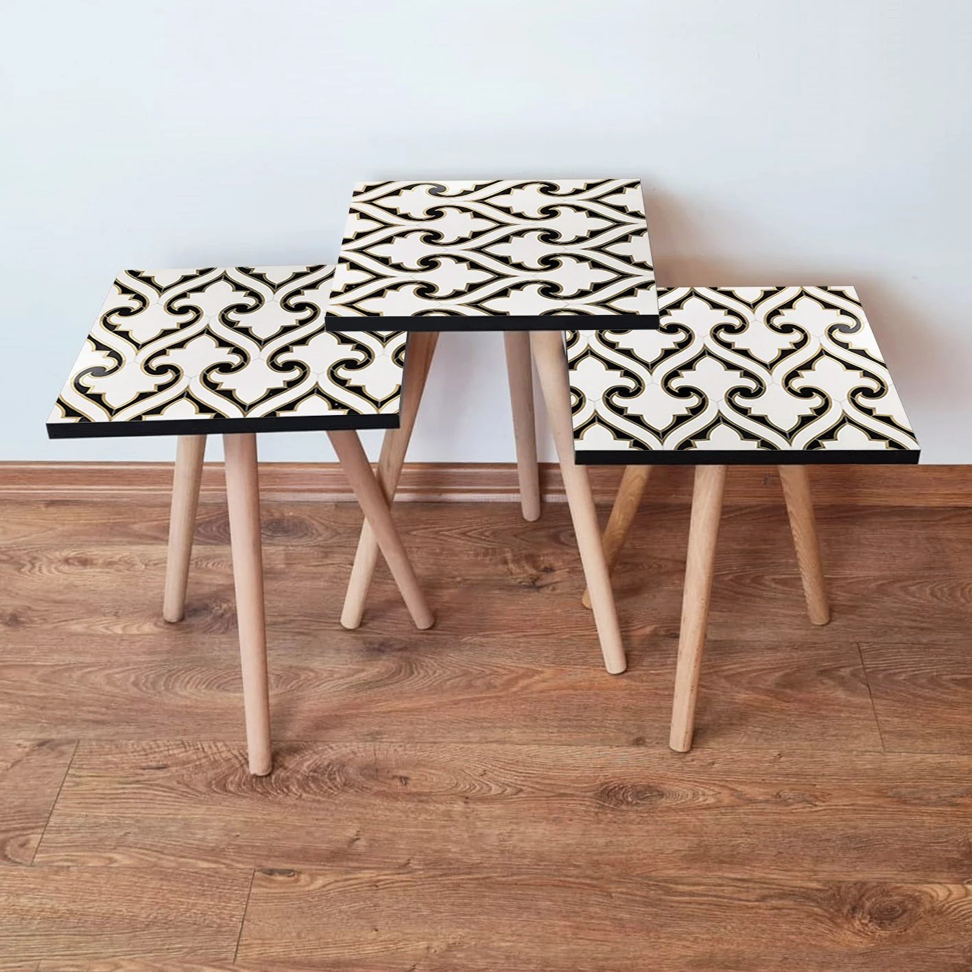 Set tavolinash ndihmëse, 3 copë, Skye Decor, 3Shp131, e bardhë, e zezë, ari