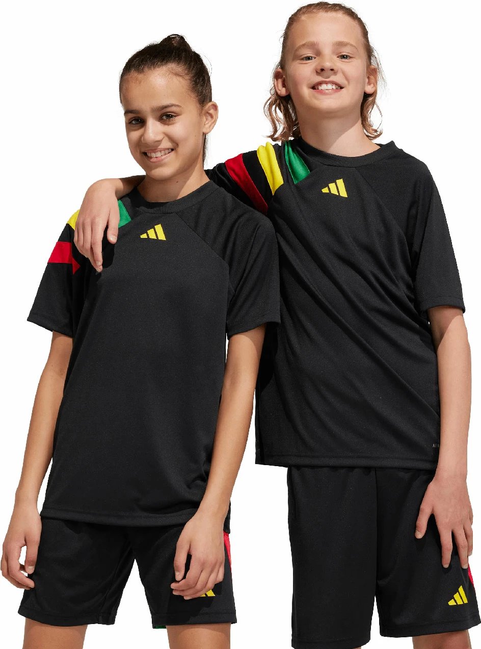 Maicë për fëmijë adidas, e zezë