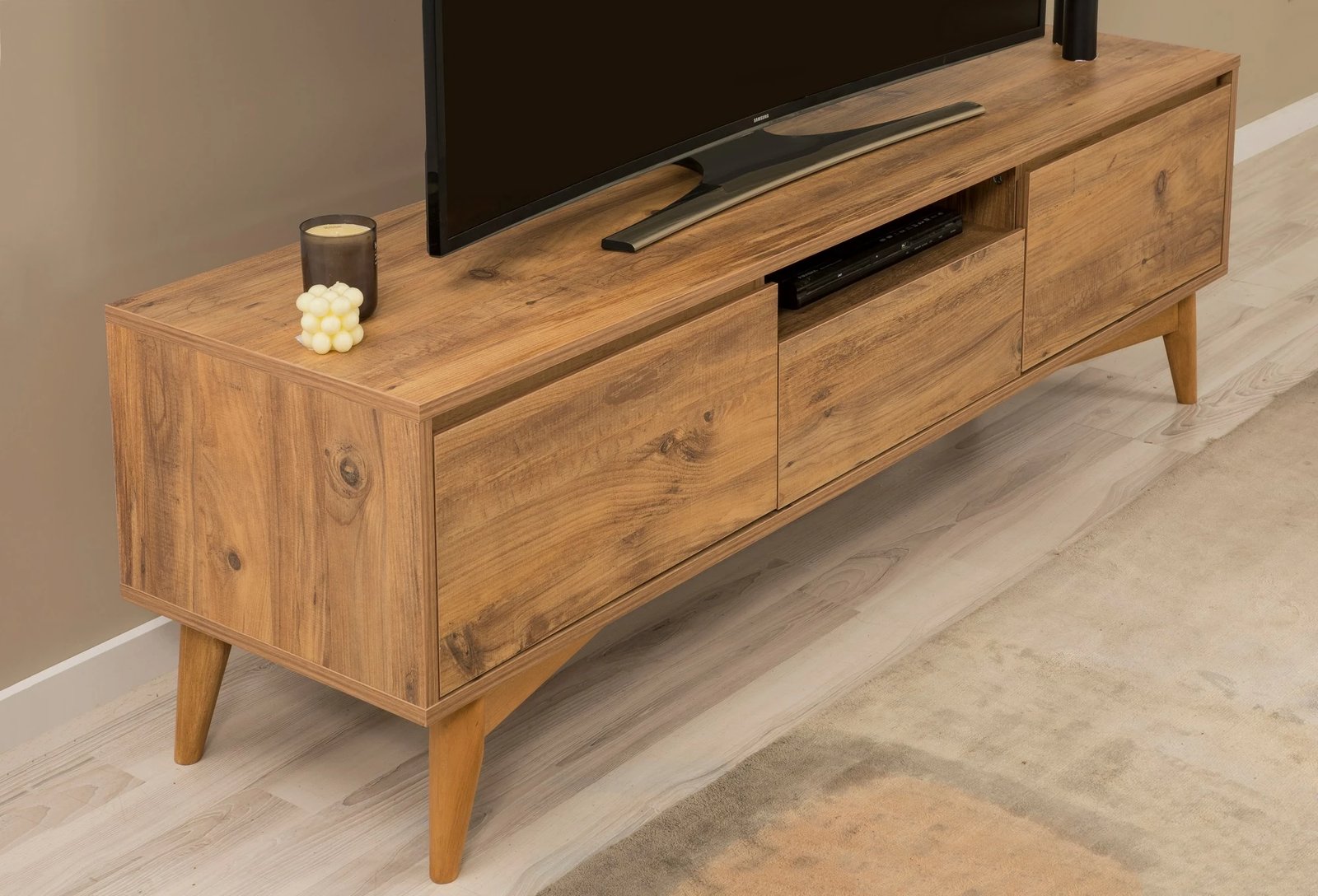 Komodë për TV Skye Decor, ngjyrë Atlantic Pine