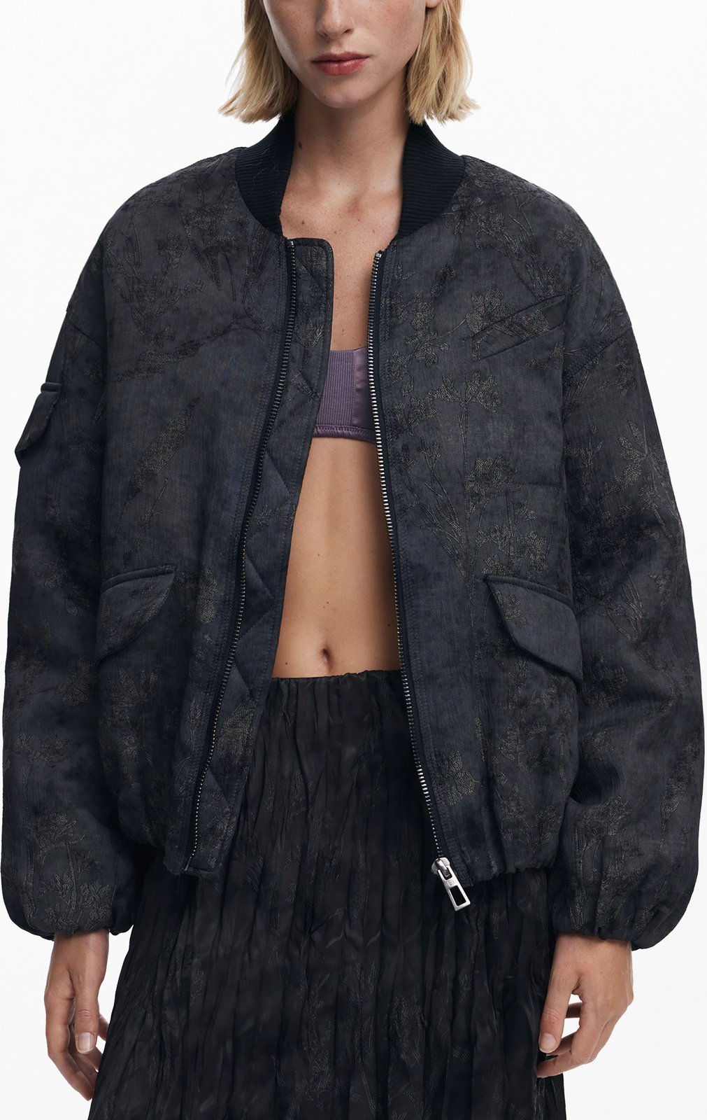 Jakne femra DESIGUAL, e zezë