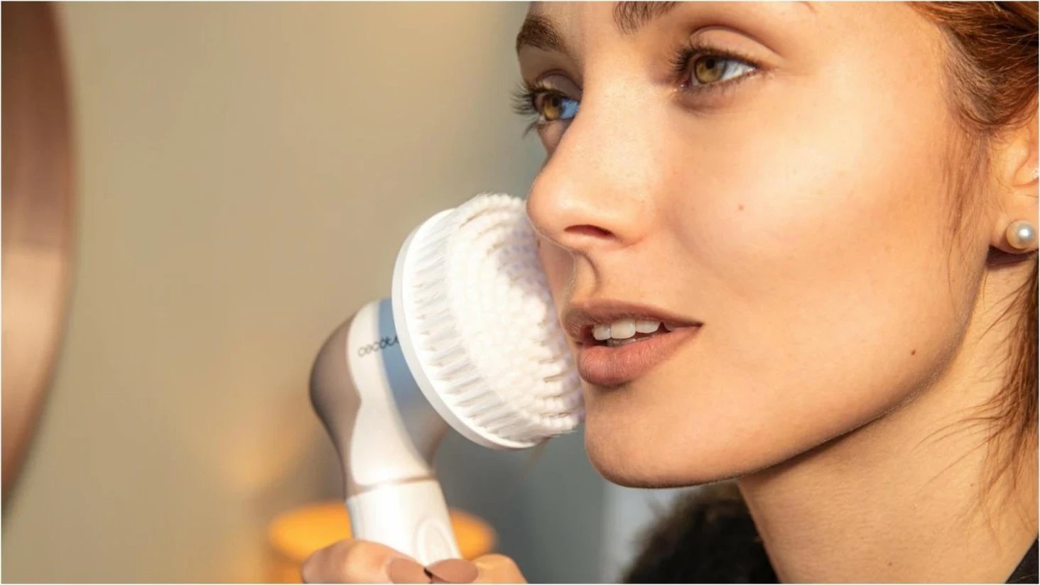 Furçë fytyre Cecotec FaceCare TotalClean Bamba, 9 në 1, e bardhë