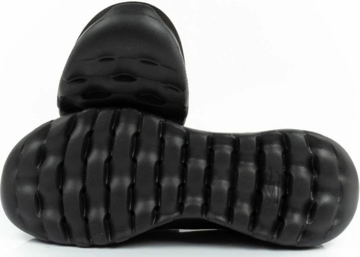Atlete për femra Skechers, të zeza