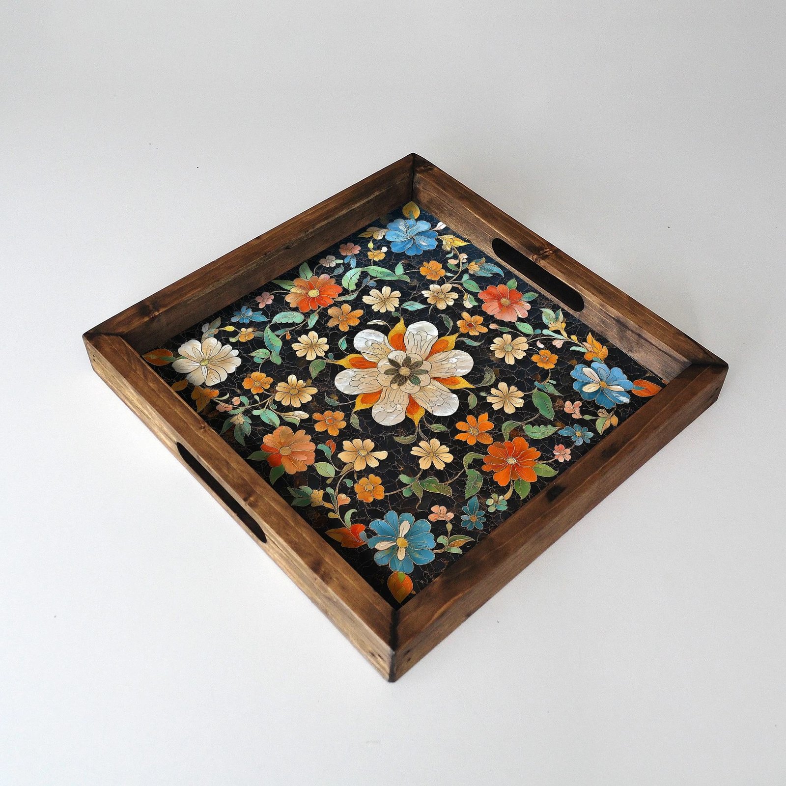 Tabaka druri me lule shumëngjyrëshe, Evila Originals, REF054, 35x35x4 cm Tabaka druri me lule shumëngjyrëshe, Evila Originals, REF054, 35x35x4 cm