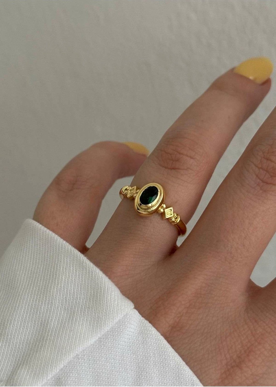 Unazë e artë Jumeon, KPEGMSA435250