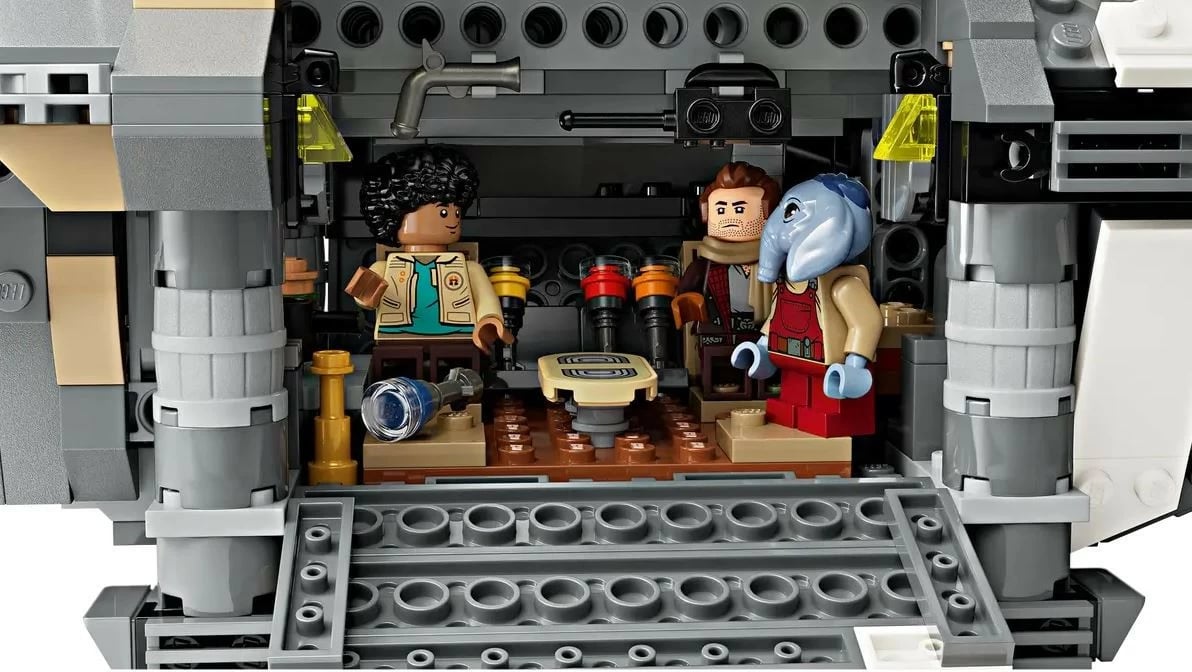 Set LEGO Star Wars Onyx Cinder 75374, 1325 pjesë, për fëmijë 10+, me minifigura
