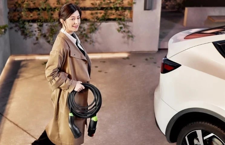 Mbushësi mobil për vetura elektrike Green Cell Habu EVGC01, 11 kW, 7 m, Lloji 2 CEE Wallbox, Ngjyrë e zezë