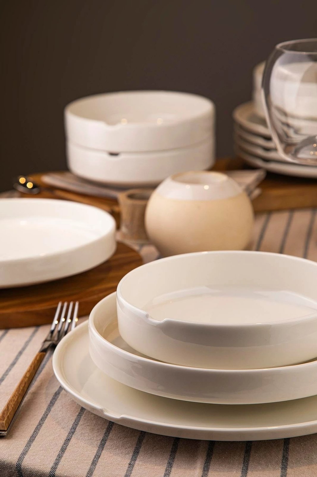 Set darke 18 pjesësh Hermia Concept, BNCTO18Y400