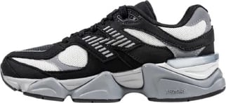 Atlete New Balance donna të zeza