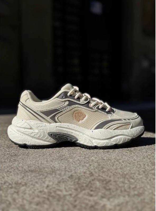 Atlete për femra Iguana, të bardha