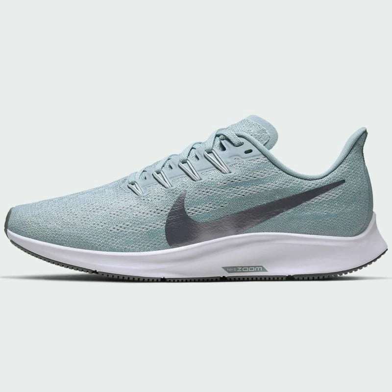 Atlete Nike për femra, të kaltra