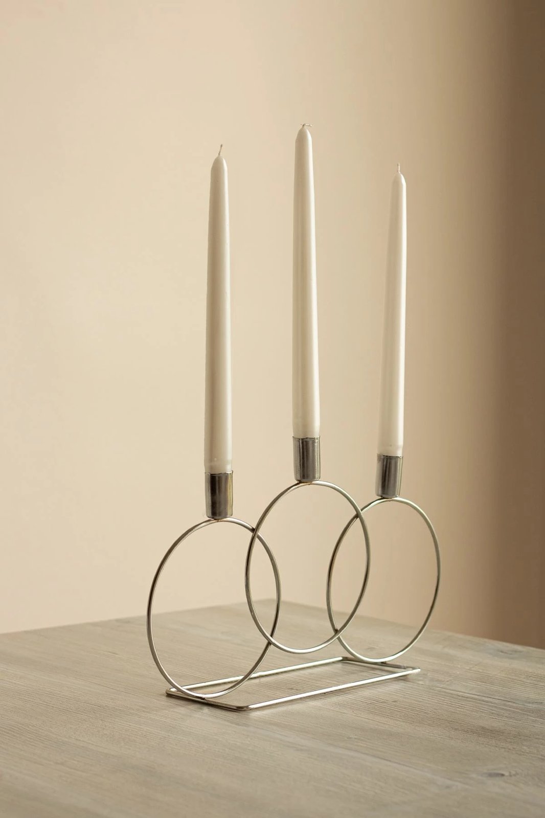 Mbajtës qirinjsh Evila Originals, rrethor, ngjyrë argjendi