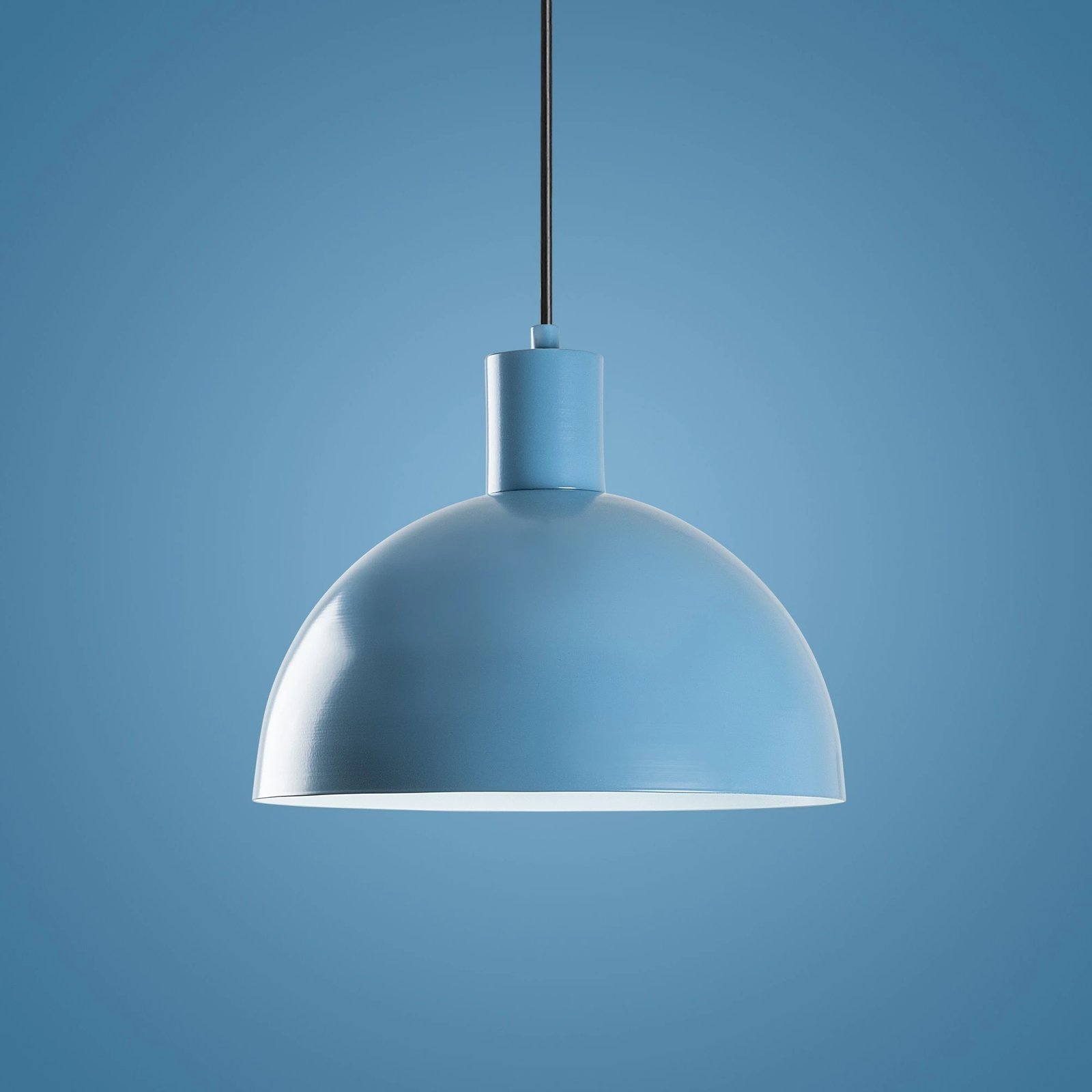 Llambë tavani Opviq, Kure 993, ngjyrë kaltër e çelët Llambë tavani Opviq, Kure 993, ngjyrë kaltër e çelët