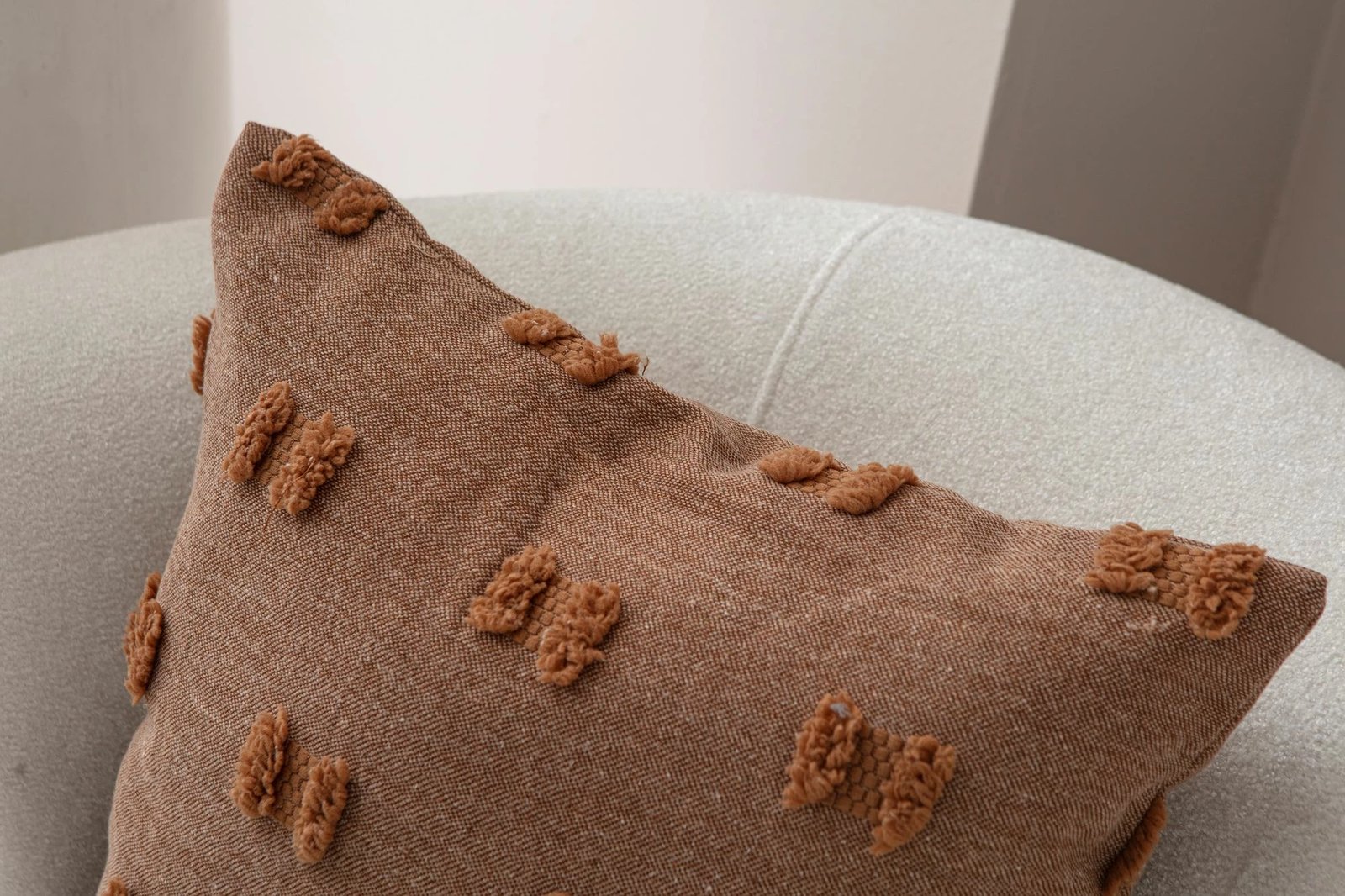 Jastëk mbulesë, ngjyrë kafe, Evila Originals, Tuffet - Brown v3, 43x43cm