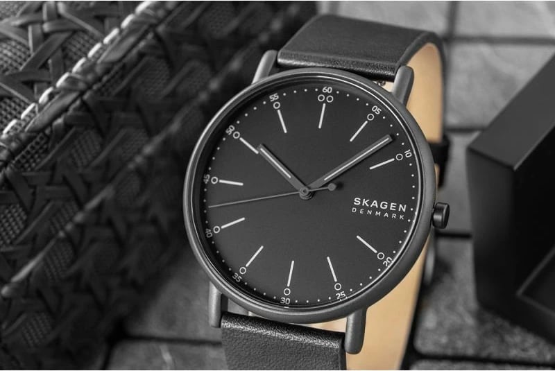 Orë dore për meshkuj Skagen, e zezë