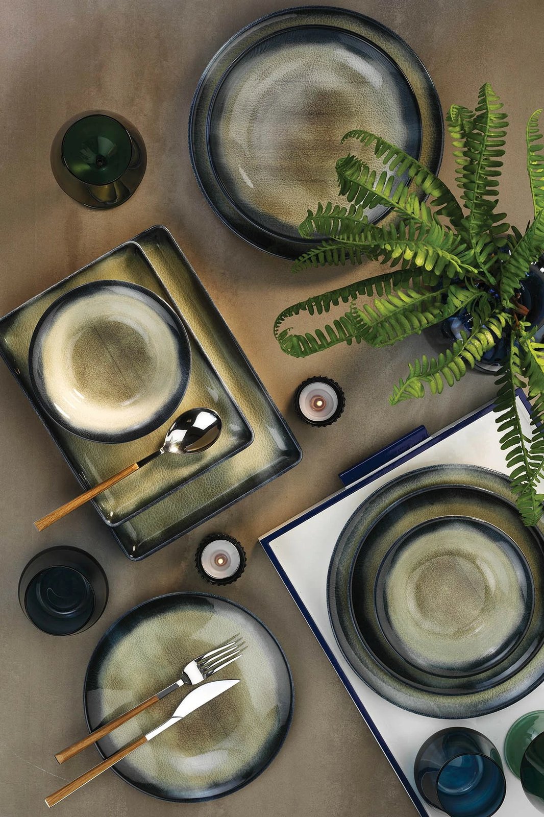 Set enësh për drekë, porcelani, 26 copë, Hermia, BNTS26YS890233, ngjyrë kaltër e errët dhe kafe