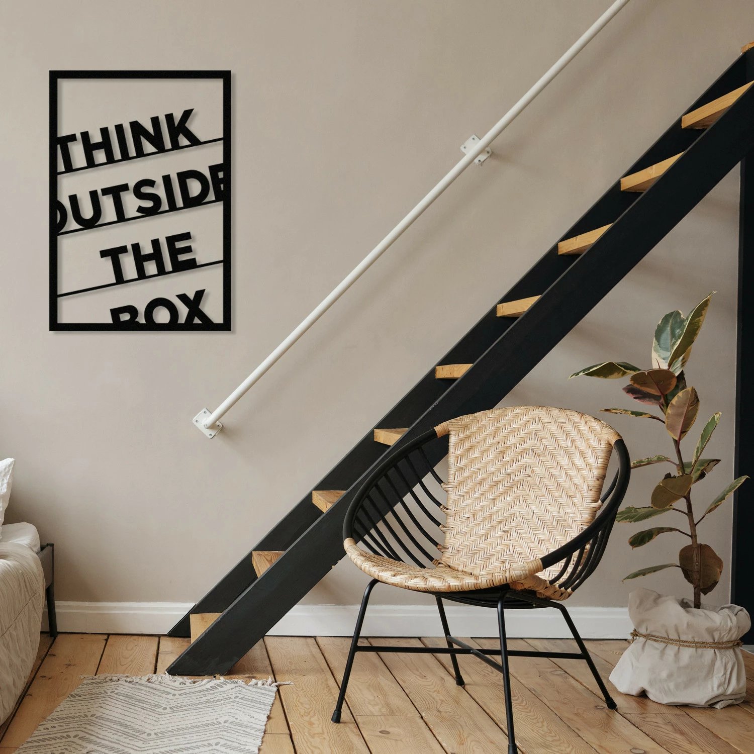 Aksesor dekorativ metalik për mur, Wallity, Think Outside The Box, ngjyrë e zezë, 50x70cm