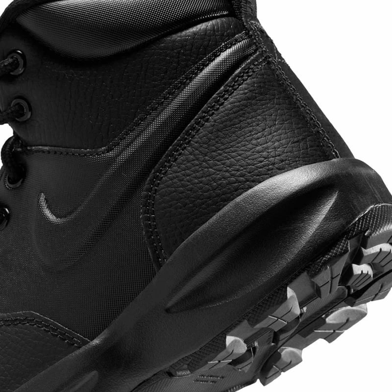 Këpucë Nike, të zeza