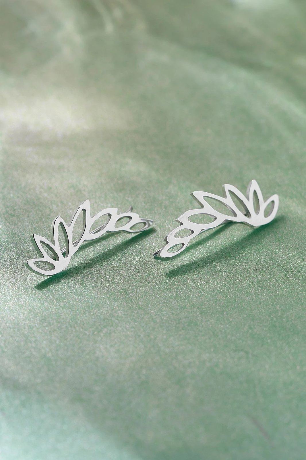 Vathë argjendi, Jumeon, 11715ROD