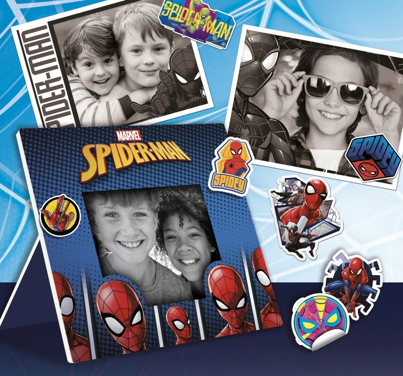 Aparat fotografik për fëmijë Lisciani Spiderman Print Cam, me ekran LCD, dy kamera, Blu/Kuqe
