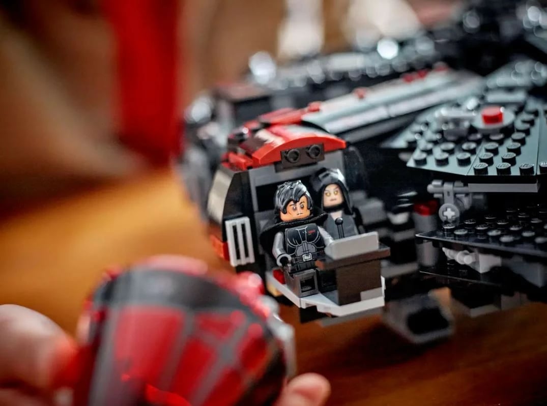 Set ndërtimi LEGO Star Wars Dark Millennium Falcon 75389, 1579 pjesë, për fëmijë 10+ Set ndërtimi LEGO Star Wars Dark Millennium Falcon 75389, 1579 pjesë, për fëmijë 10+